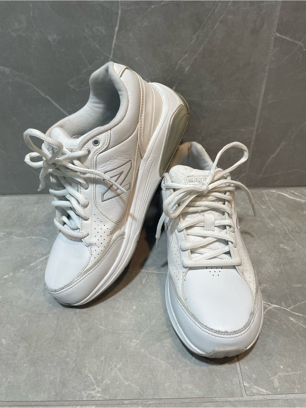 New Balance 928 Women's White Sneakers - Picture 4 of 10